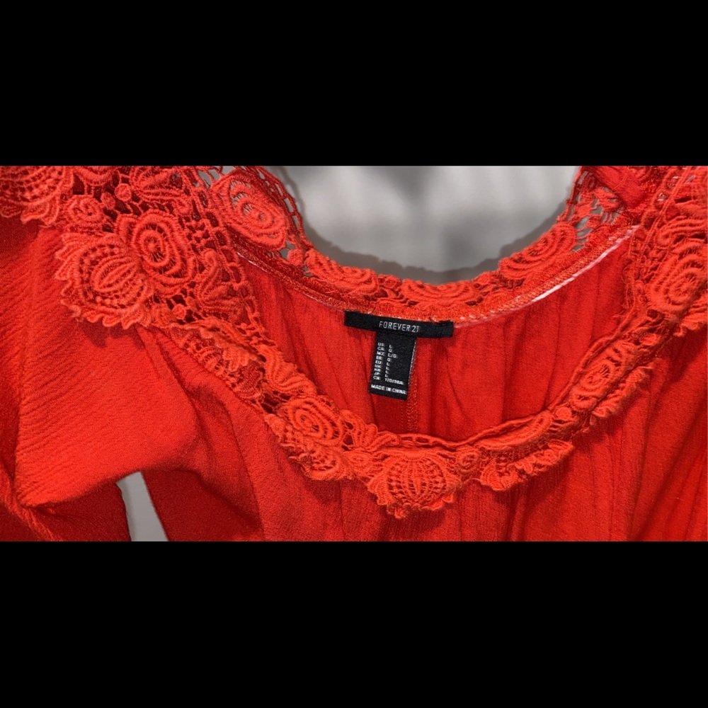 red long sleeve off the shoulder - Picture 2 of 3
